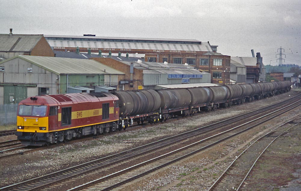 60001 passing its “place of birth” with down bogie oil tanks, Loughborough, 19th April 1997. Peter Kellett