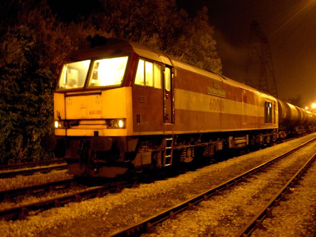 60001 at 07.08 waiting to depart from Preston Docks with 6E32 empty bitumen tanks to Lindsey oil refinery, 17th October 2005. Chris Horner