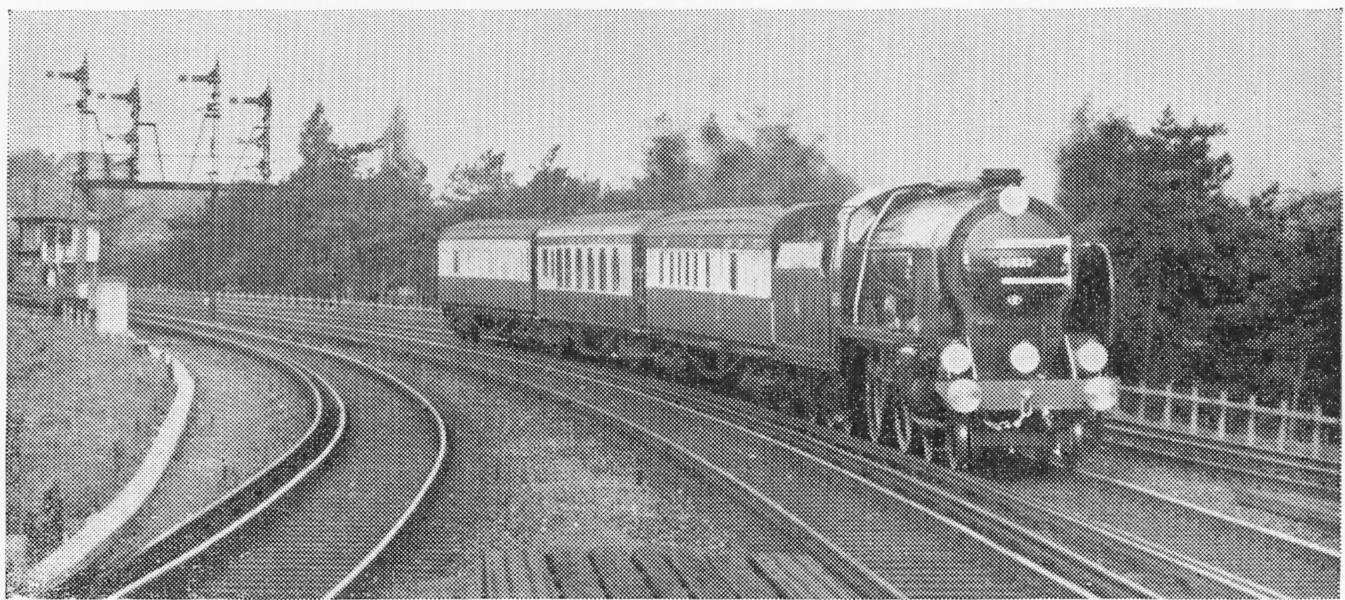 30925 passing Shortlands with a Special Train conveying HM The Queen from Victoria for a visit to the Medway towns. 24th October 1956. J. Head, courtesy The Railway Magazine Scanned from January 1957 RO.